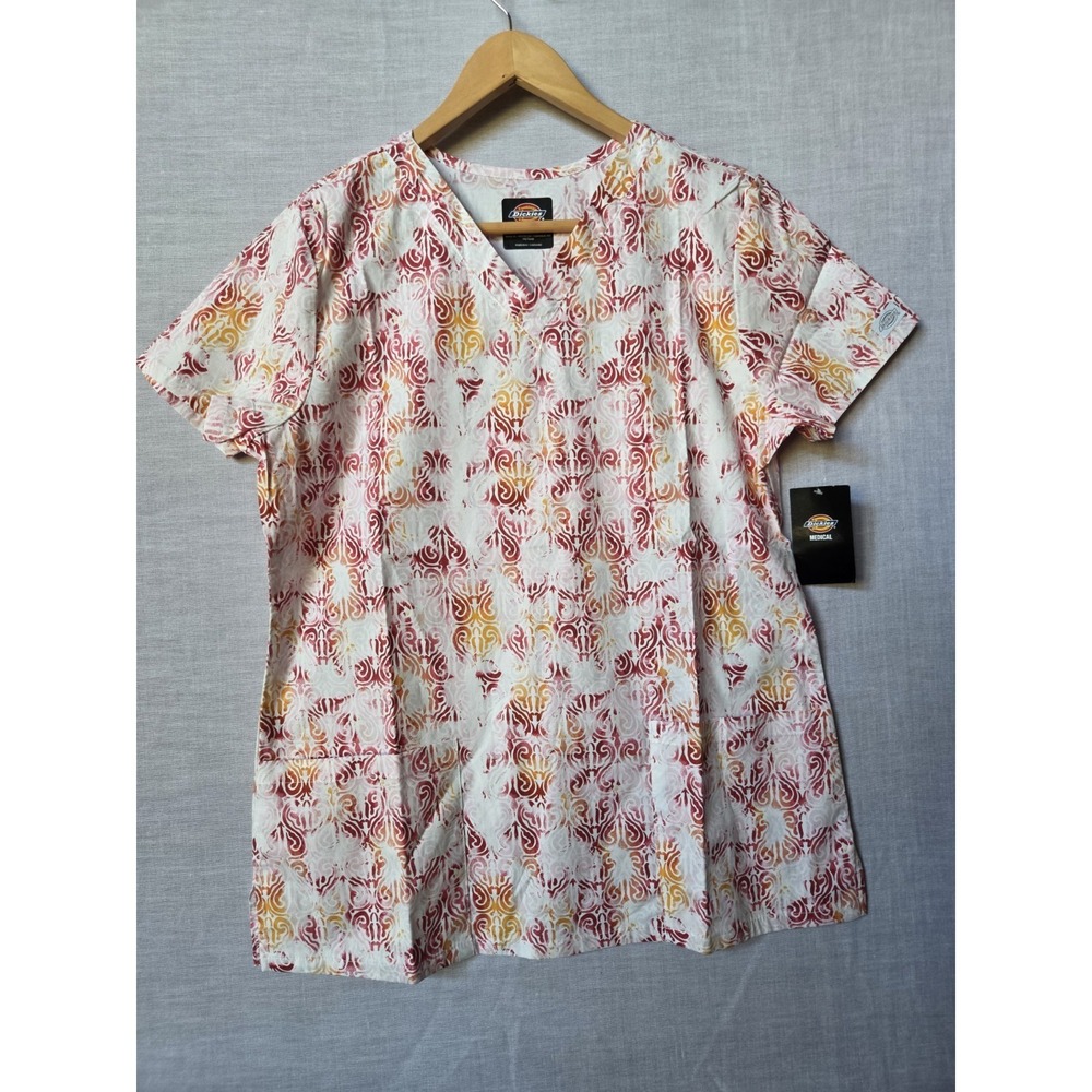 New DICKIES Scrubs Top Women's Medium Modern Print Stretchy Scrub Top Pink NWT